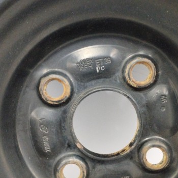 Recambio de neumatico repuesto para toyota yaris (_p9_) 1.4 d-4d (nlp90_) referencia OEM IAM 426110D230 4,00BX15FH ET39 4H 4X100