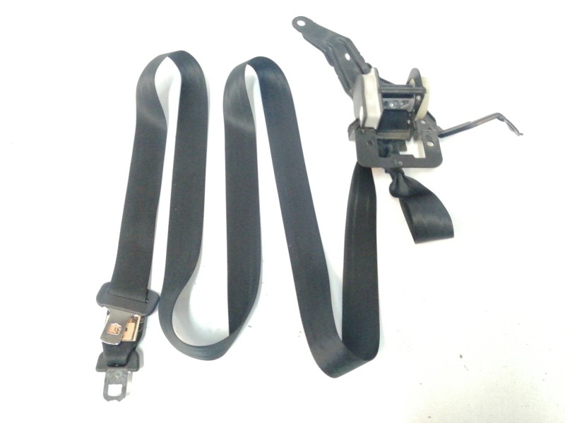 Recambio de cinturon seguridad trasero central para mazda 5 berl. (cr) 2.0 turbodiesel cat referencia OEM IAM Recambio de cinturon seguridad trasero central para mazda 5 berl. (cr) 2.0 turbodiesel cat referencia OEM IAM