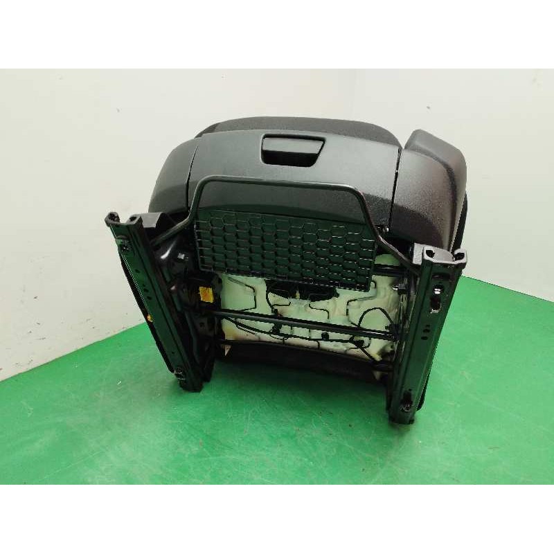 ASIENTO DELANTERO DERECHO