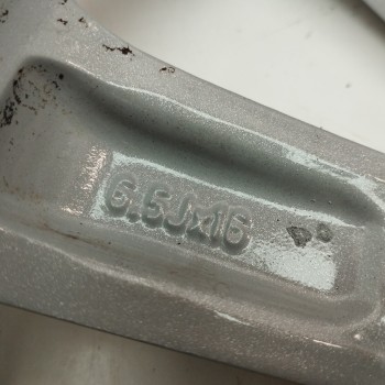 Recambio de llanta para opel zafira b 1.6 16v referencia OEM IAM 13116623 6,5JX16 ET37 5H 5X112