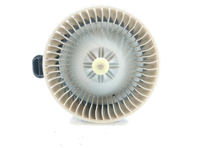 Recambio de motor calefaccion para toyota verso 1.8 16v cat referencia OEM IAM AV2727008105  