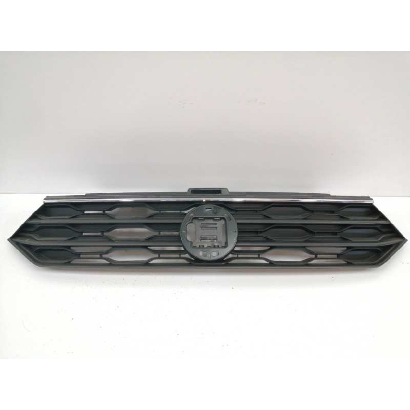 Recambio de rejilla delantera para volkswagen t-roc advance referencia OEM IAM 2GA853651E  