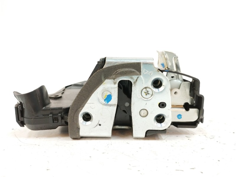 Recambio de cerradura puerta delantera derecha para toyota verso 1.8 16v cat referencia OEM IAM Recambio de cerradura puerta delantera derecha para toyota verso 1.8 16v cat referencia OEM IAM