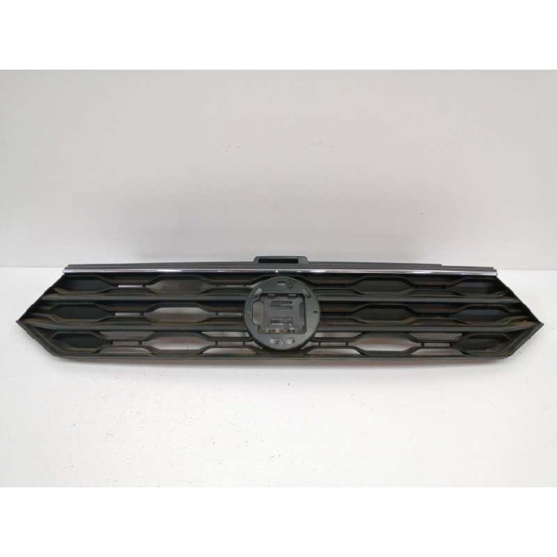 Recambio de rejilla delantera para volkswagen t-roc advance referencia OEM IAM 2GA853651E  