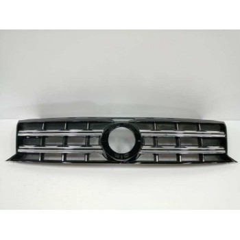Recambio de rejilla delantera para volkswagen amarok comfortline doublecab 4motion referencia OEM IAM 2H6853651B  
