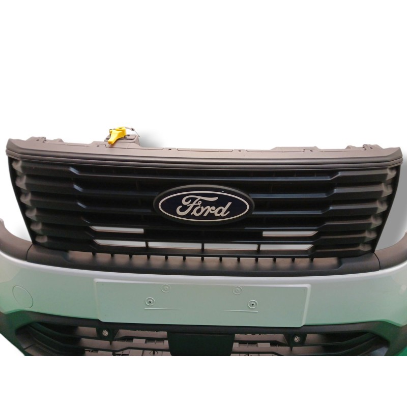 PARAGOLPES DELANTERO