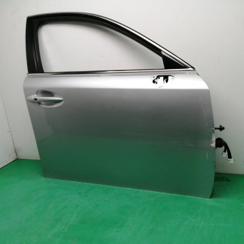 Recambio de puerta delantera derecha para lexus is200 (ds2/is2) 2.2 d-cat referencia OEM IAM  OBSERVAR FOTOS 