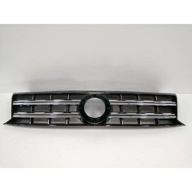 Recambio de rejilla delantera para volkswagen amarok comfortline doublecab 4motion referencia OEM IAM 2H6853651B  