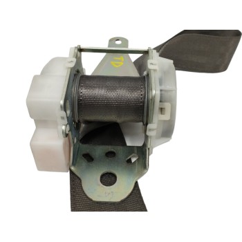 Recambio de cinturon seguridad trasero derecho para lexus rx 3.3 v6 24v cat referencia OEM IAM 7K7300  