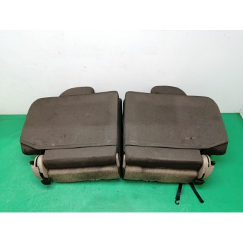 Recambio de asientos traseros para nissan terrano/terrano.ii (r20) 2.7 turbodiesel referencia OEM IAM  TERCERA FILA 