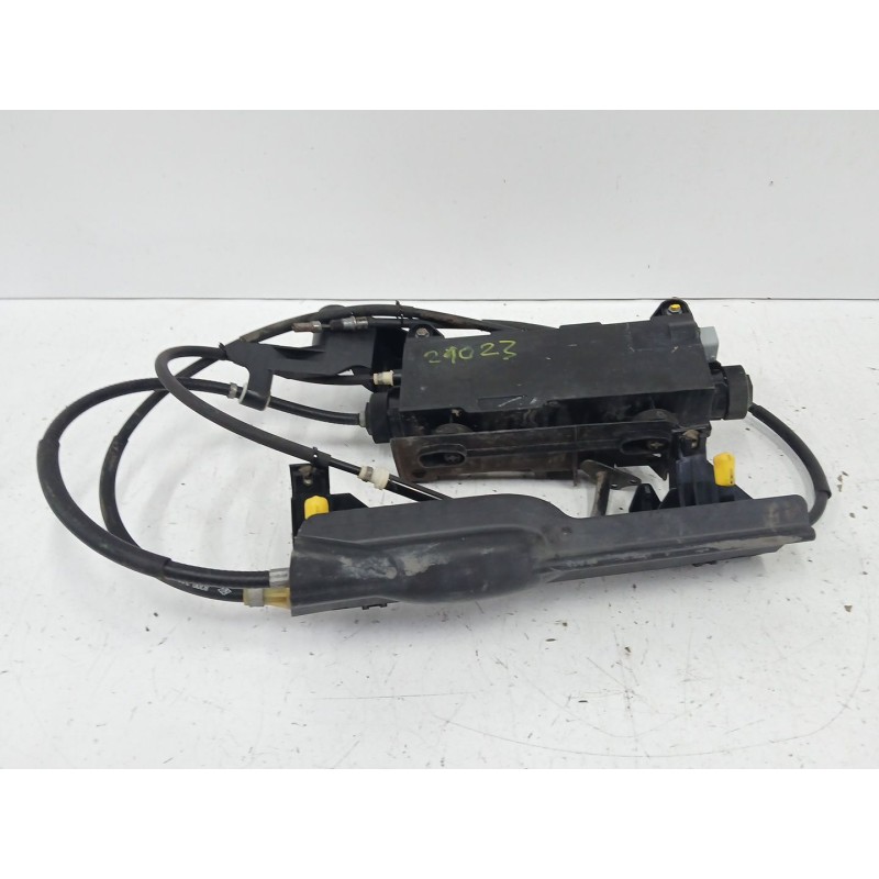 Recambio de freno de mano electrico para renault scénic ii (jm0/1_) 1.5 dci (jm1e, jm16) referencia OEM IAM 8200571485  