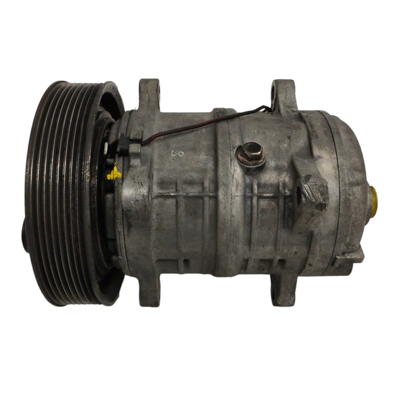 Recambio de compresor aire acondicionado para renault maxity 2.5 diesel referencia OEM IAM   