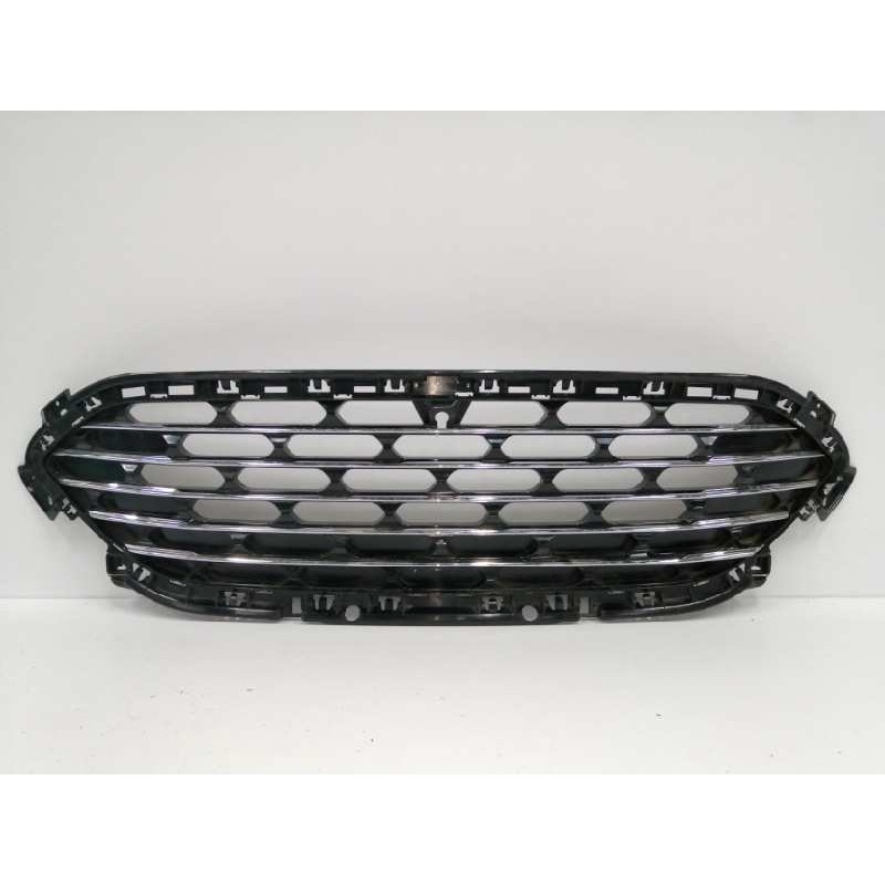 Recambio de rejilla delantera para ford kuga (cbs) referencia OEM IAM LV4B8150D CROMADO 