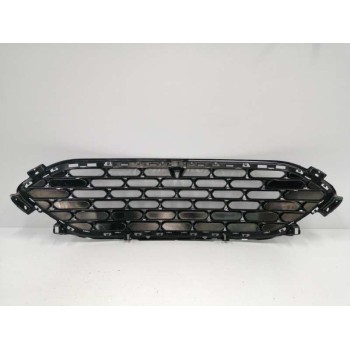 Recambio de rejilla delantera para ford kuga (cbs) referencia OEM IAM LV4B8150D CROMADO 