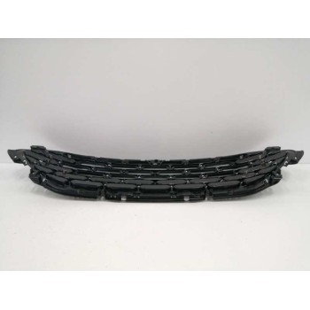 Recambio de rejilla delantera para ford kuga (cbs) referencia OEM IAM LV4B8150D CROMADO 