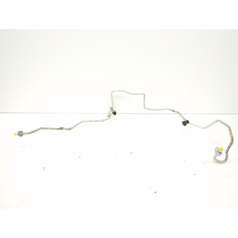 Recambio de tubos aire acondicionado para renault twingo dynamique referencia OEM IAM 8200482856E  