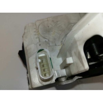 Recambio de cerradura puerta trasera izquierda para mercedes-benz clase c (w204) c 320 cdi (204.022) referencia OEM IAM A2047300