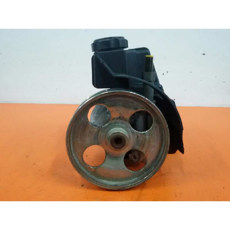 Recambio de bomba direccion para peugeot 206 berlina 1.4 hdi referencia OEM IAM   