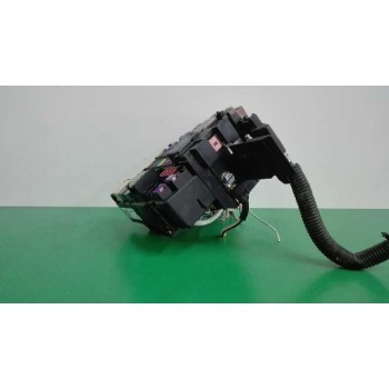 Recambio de caja reles / fusibles para subaru xv (gt) 2.0 i awd (gt7) referencia OEM IAM MB008901B  