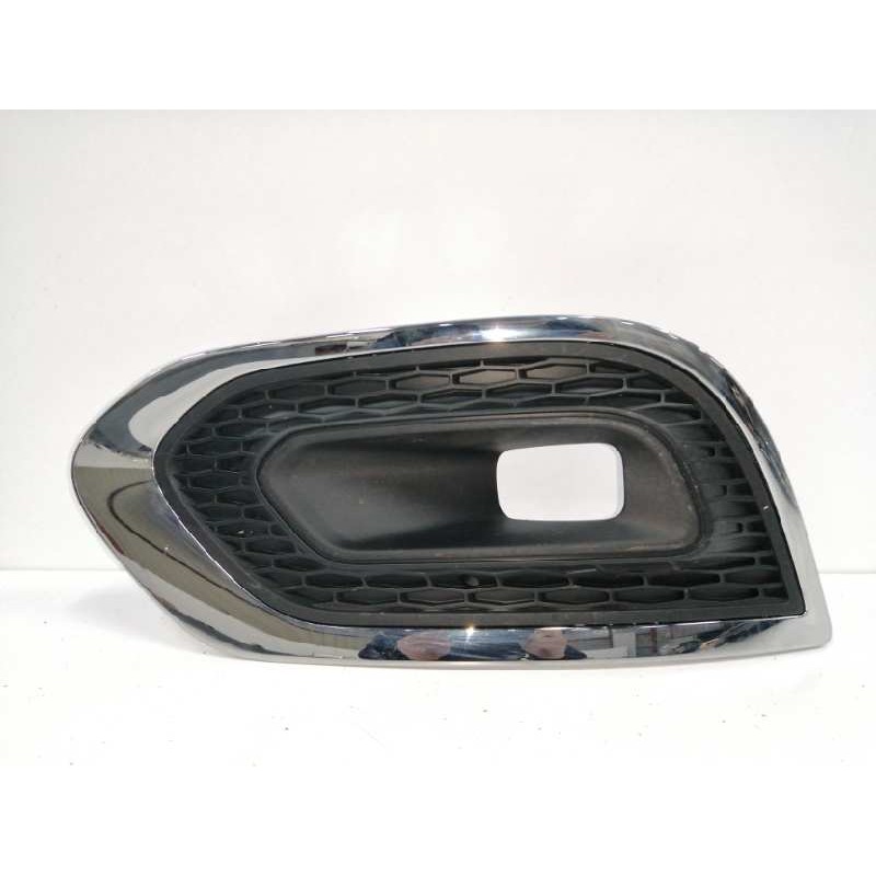 Recambio de rejilla paragolpes izquierda para renault kadjar referencia OEM IAM 261A30096R  