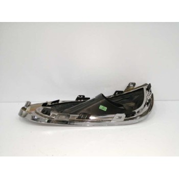 Recambio de rejilla paragolpes izquierda para renault kadjar referencia OEM IAM 261A30096R  