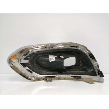 Recambio de rejilla paragolpes derecha para renault kadjar referencia OEM IAM 261A23692R  