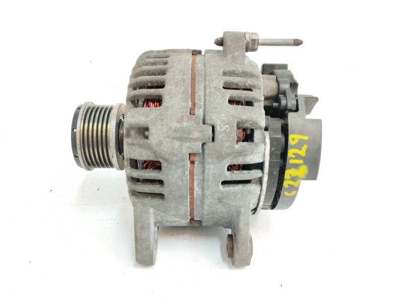 Recambio de alternador para renault clio iii authentique referencia OEM IAM 8200660033A 0124425071 120A