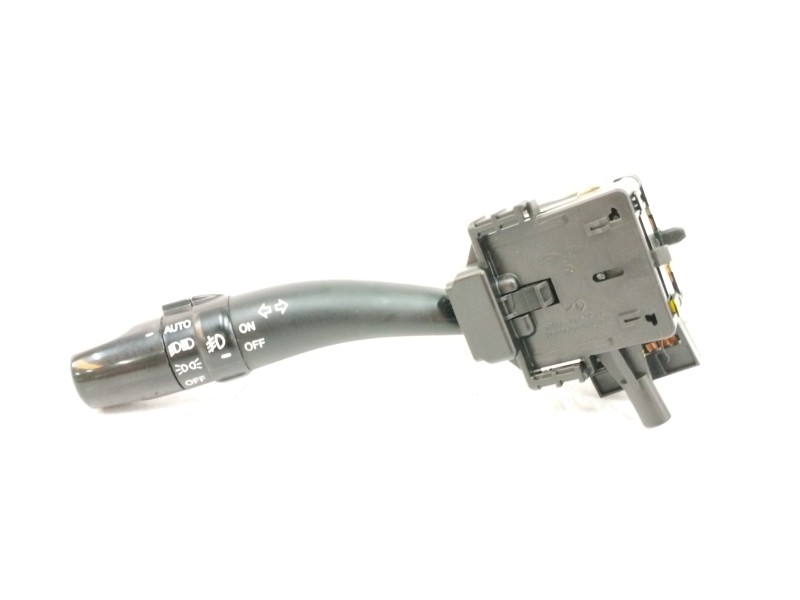 Recambio de mando luces para kia magentis 2.0 crdi referencia OEM IAM 202004729 Recambio de mando luces para kia magentis 2.0 crdi referencia OEM IAM 202004729