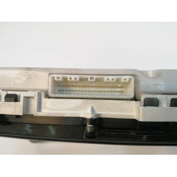 Recambio de cuadro instrumentos para toyota corolla verso (e12) 1.8 linea sol referencia OEM IAM 8380013130 2574108770 
