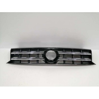 Recambio de rejilla delantera para volkswagen amarok comfortline doublecab 4motion referencia OEM IAM 2H6853651B  