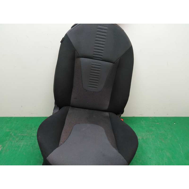 ASIENTO DELANTERO DERECHO