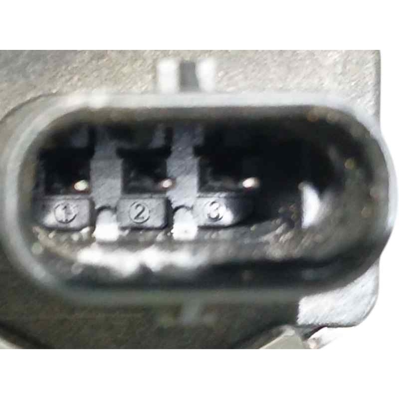 RAMPA INYECTORA 28497Z01