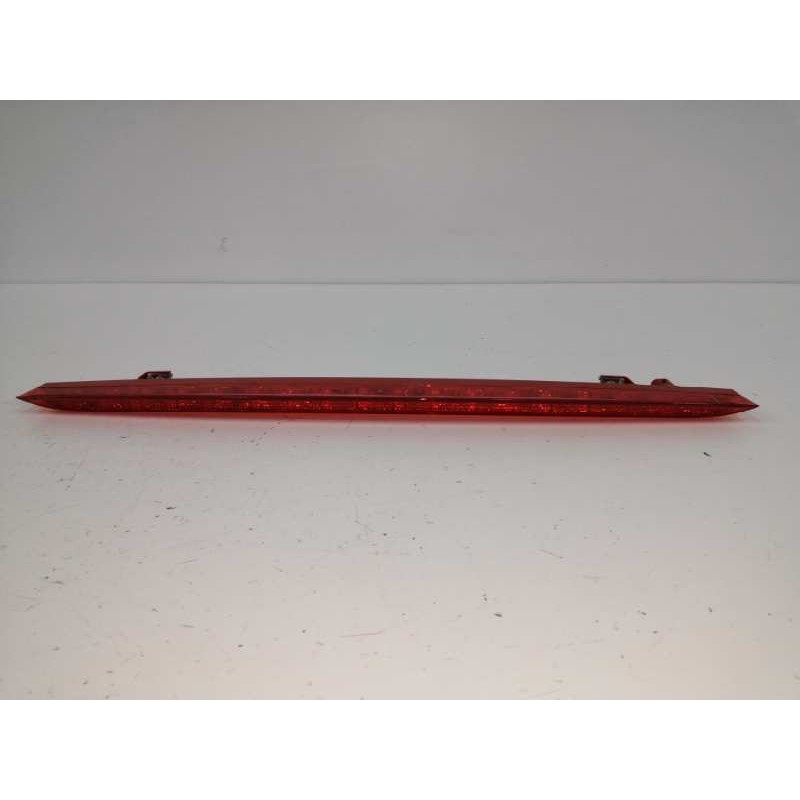 Recambio de luz central de freno para audi a3 (8v) referencia OEM IAM 8V0945097D  
