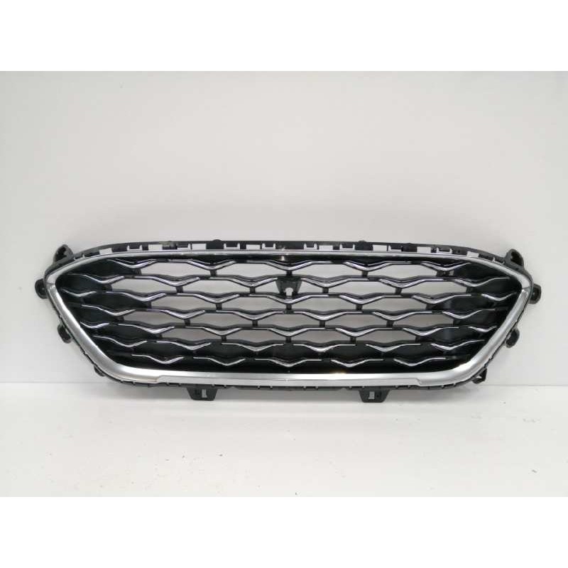 Recambio de rejilla delantera para ford kuga (cbs) referencia OEM IAM LV4B8150D CROMADO 