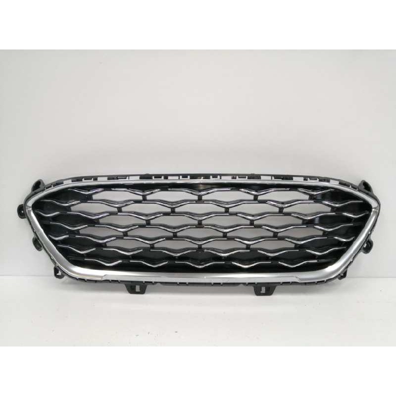 Recambio de rejilla delantera para ford kuga (cbs) referencia OEM IAM LV4B8150D CROMADO 