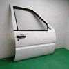 Recambio de puerta delantera derecha para nissan terrano/terrano.ii (r20) 2.7 turbodiesel referencia OEM IAM   