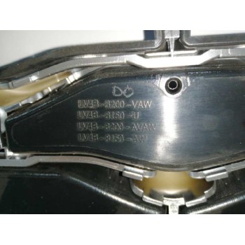 Recambio de rejilla delantera para ford kuga (cbs) referencia OEM IAM LV4B8150U CROMADO 