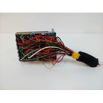 Recambio de caja reles / fusibles para fiat panda (319) 1.2 cat referencia OEM IAM 51987784  