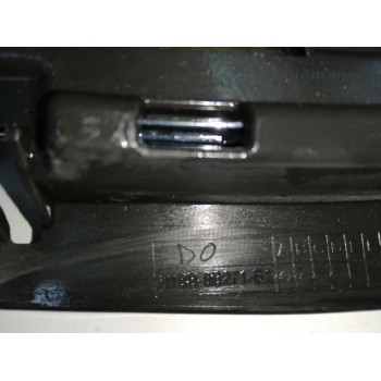 Recambio de rejilla delantera para ford fiesta (ce1) referencia OEM IAM H1BB8B271B1  