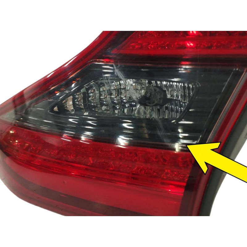 PILOTO TRASERO DERECHO INTERIOR OBSERVAR FOTO 100