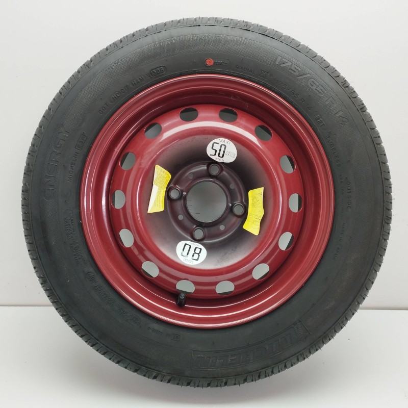 Recambio de neumatico repuesto para citroën c3 1.4 hdi referencia OEM IAM 5401N6 5,5J14H2E ET24 4H 4X110