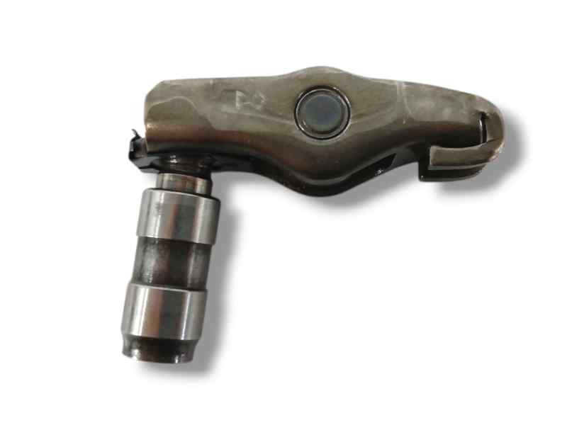 Recambio de balancin para jeep renegade 1.6 m-jet cat referencia OEM IAM Recambio de balancin para jeep renegade 1.6 m-jet cat referencia OEM IAM