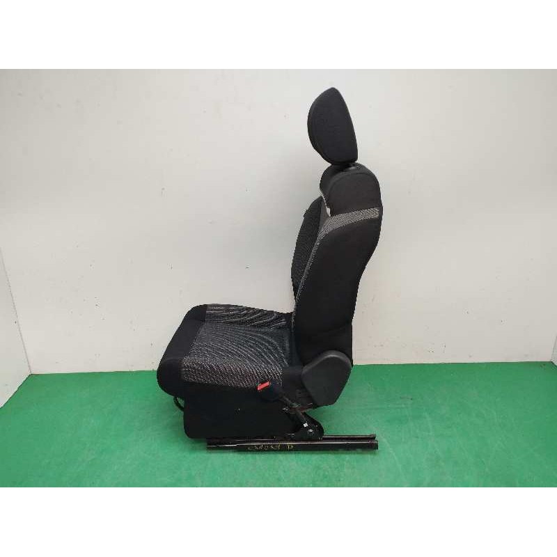 ASIENTO DELANTERO DERECHO