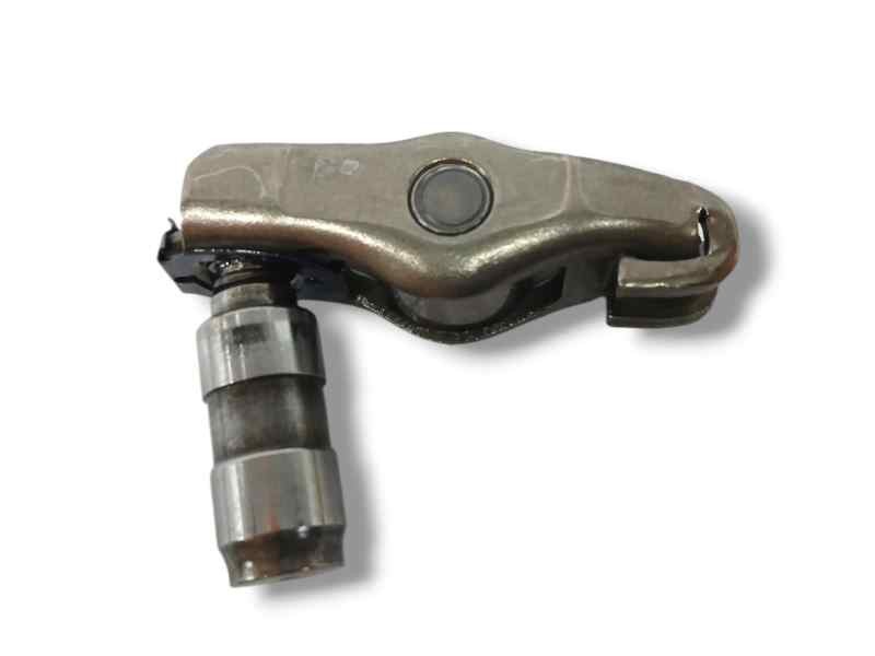 Recambio de balancin para jeep renegade 1.6 m-jet cat referencia OEM IAM Recambio de balancin para jeep renegade 1.6 m-jet cat referencia OEM IAM