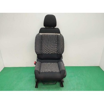 ASIENTO DELANTERO IZQUIERDO 