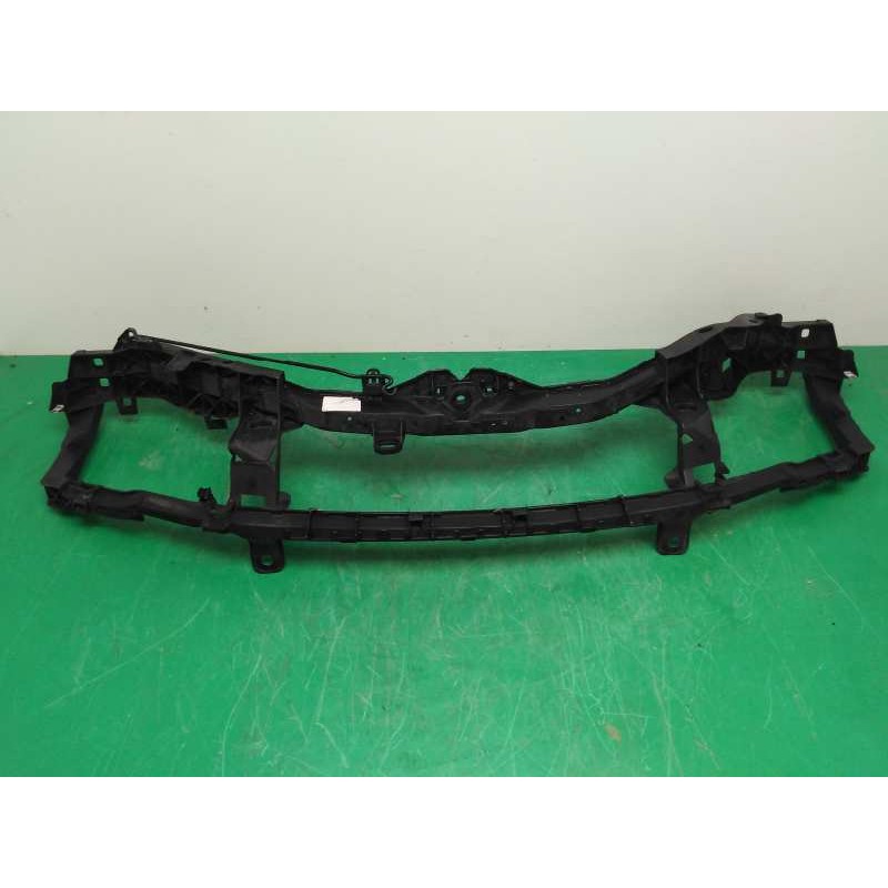 Recambio de panel frontal para ford focus berlina (cap) sport referencia OEM IAM 4M518B041  