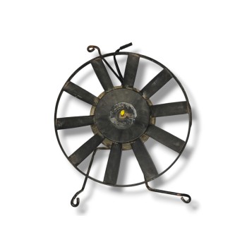 Recambio de electroventilador para renault fuego 2.0 referencia OEM IAM 7700672003  