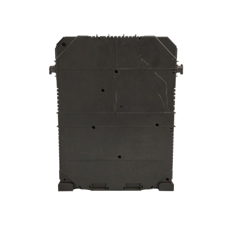 CAJA RELES / FUSIBLES