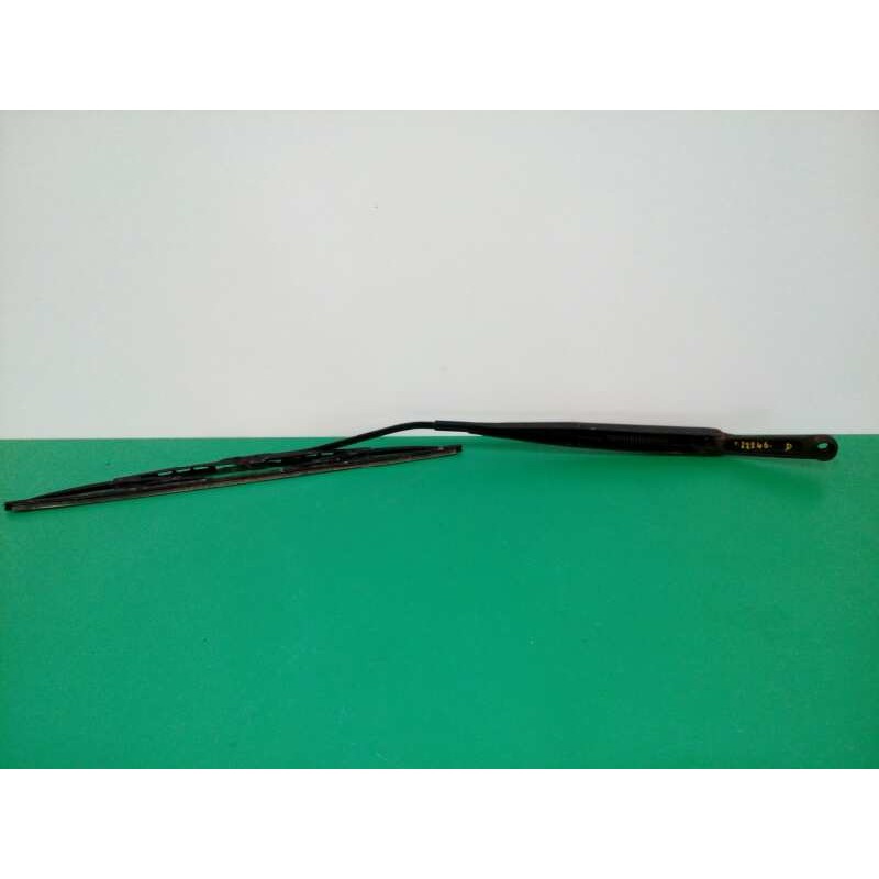 Recambio de brazo limpia delantero derecho para hyundai santa fe (sm) 2.0 crdi vgt comfort referencia OEM IAM   