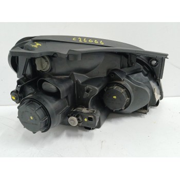 Recambio de faro izquierdo para kia carens iii monospace (un) 2.0 crdi 140 referencia OEM IAM 921011D020  